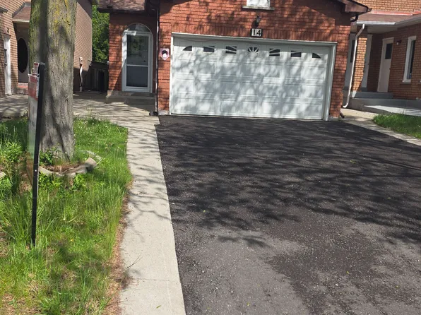 14 Tina Ct #2, Brampton, ON L6Y 4M6
