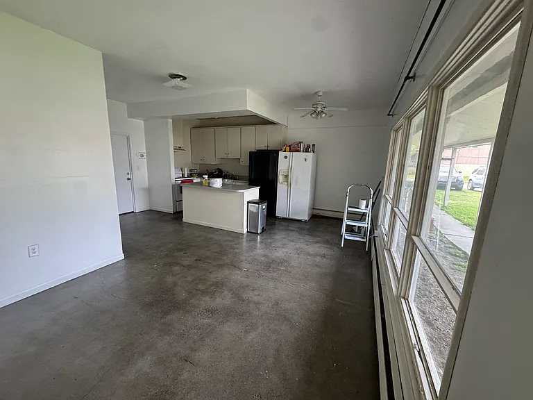 4116 W 88th Ave — Photo 2