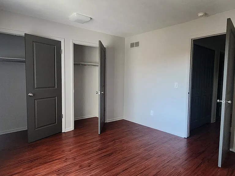 721 N Capitol Ave #4 — Photo 12