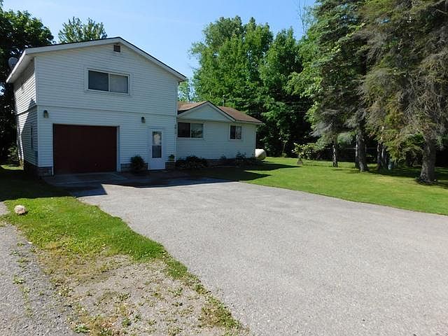 1st image of 2913 W Lakeside Dr