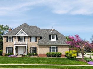 9218 Lakewind Ct, Indianapolis, IN 46256