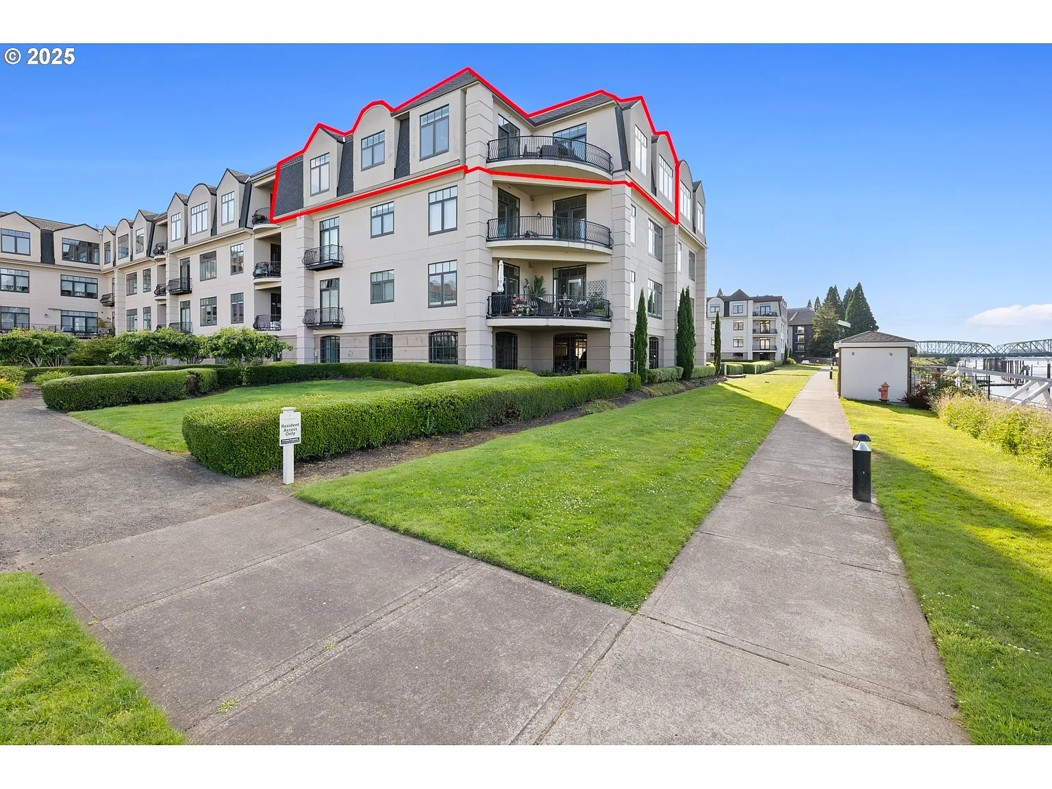 707 N Hayden Island Dr Unit 415 photo 1