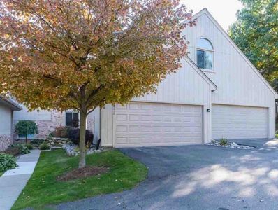 29260 Laurel Dr #83, Farmington, MI, 48331