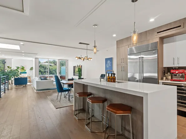 367 Park Ave, Weehawken, NJ 07086