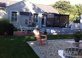 3rd image of 135 Madison Dr