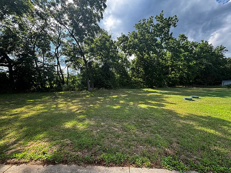 7 Comet Ct — Photo 3