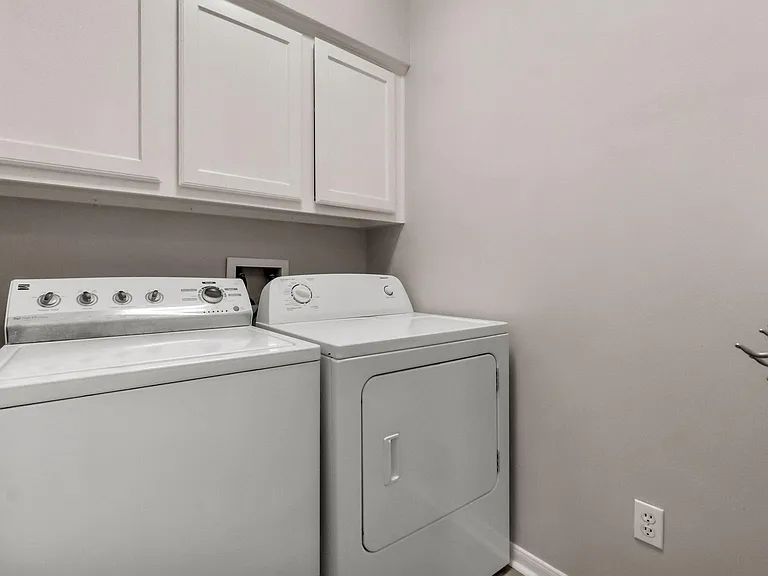 186 W Amberglow Cir — Photo 8