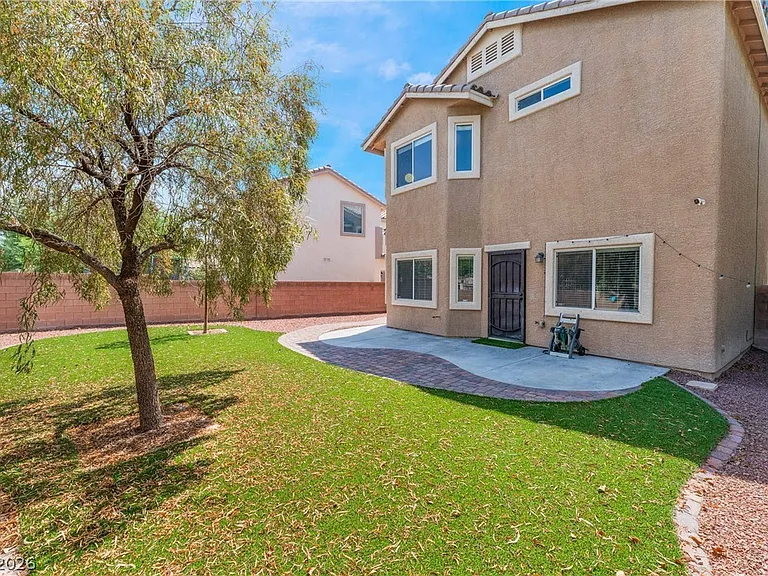6048 Stern Cove Ct — Photo 18