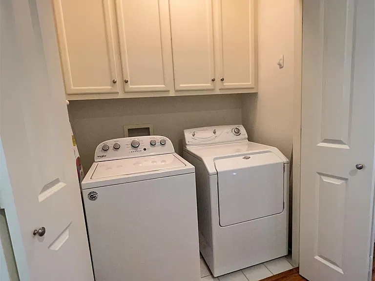 2807 Albany St — Photo 27