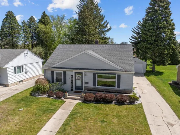 2613 South 16th STREET, Sheboygan, WI 53081