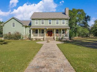 343 Swinney Ln, Midway, GA 31320