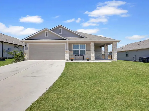 121 Bunting Ln, Bertram, TX 78605
