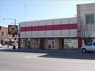 2nd image of 1003 Main St #Street16