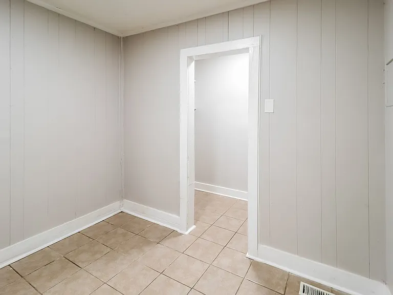 508546_025_bedroom_13496246.jpg