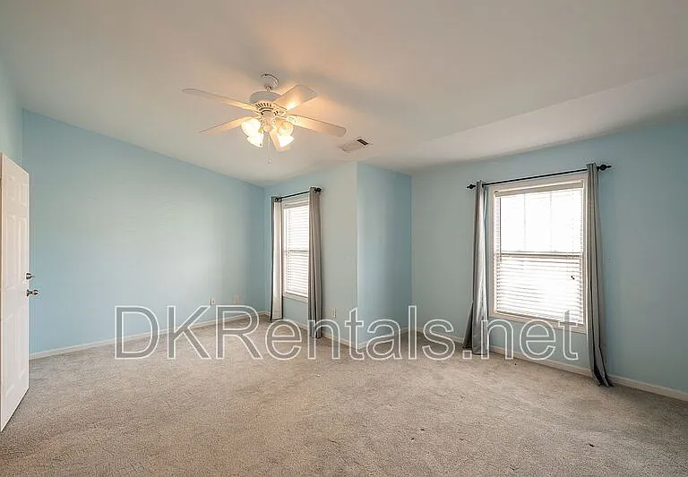 1959 Lakeshore Overlook Cir NW — Photo 3