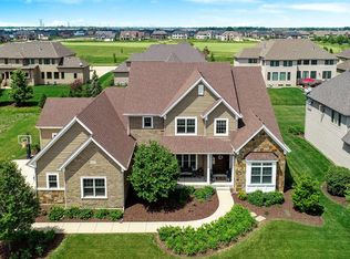 4612 Corktree Rd, Naperville, IL 60564