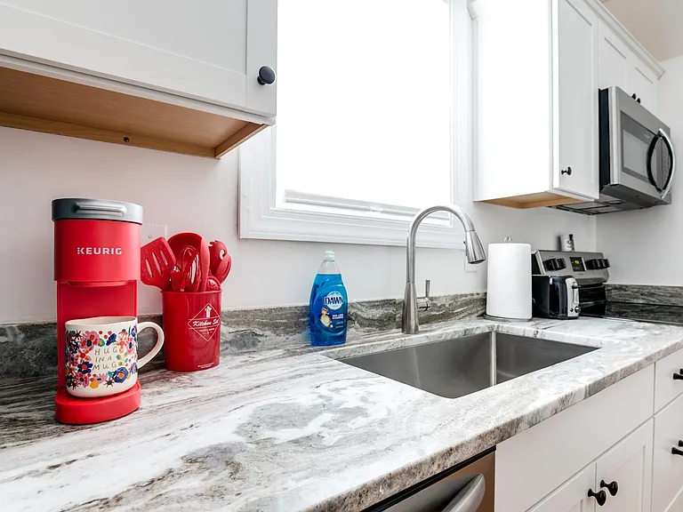 817 Edgehill Rd #2 — Photo 5