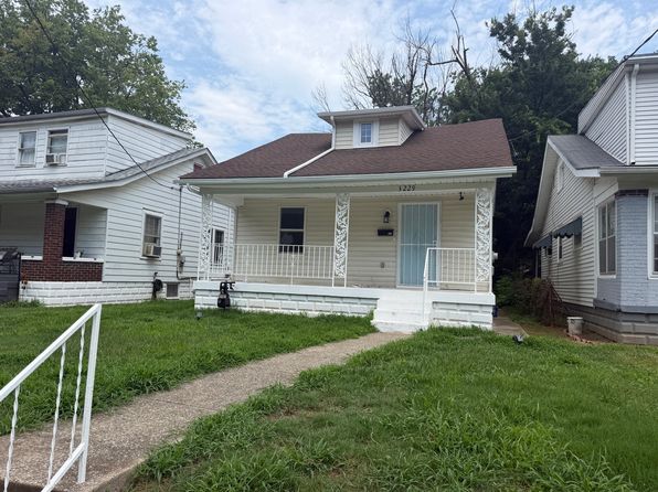 3229 Kirby Ave