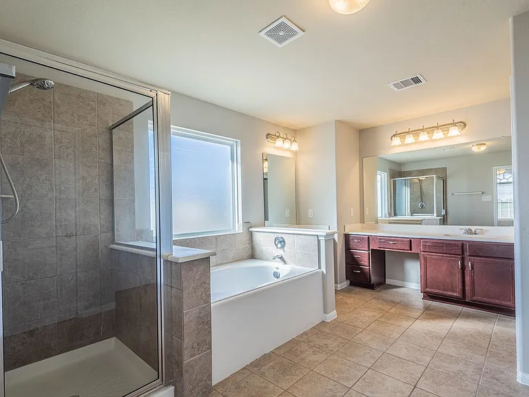 24726 Colonial Elm Dr — Photo 12