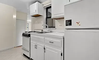 Rented by Elegran
