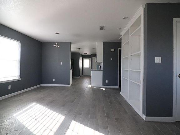 5th image of 513 N Snyder Ave