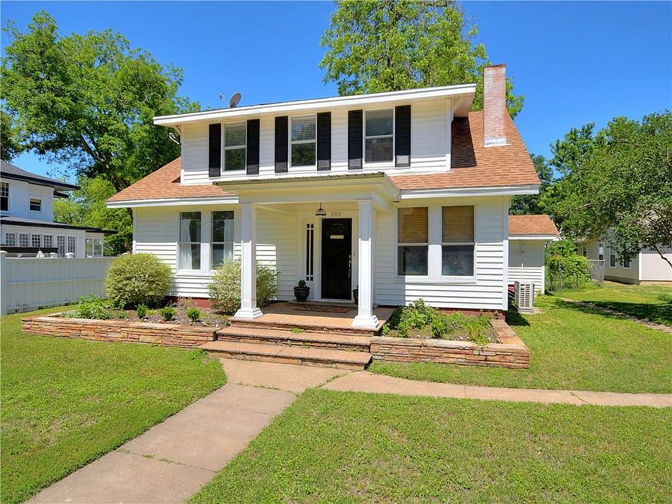 1st image of 505 Mills St