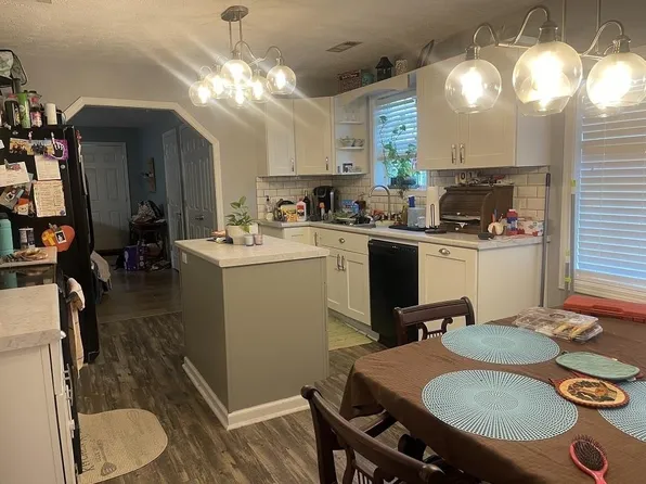 241 N Maple St, Adamsville, TN 38310