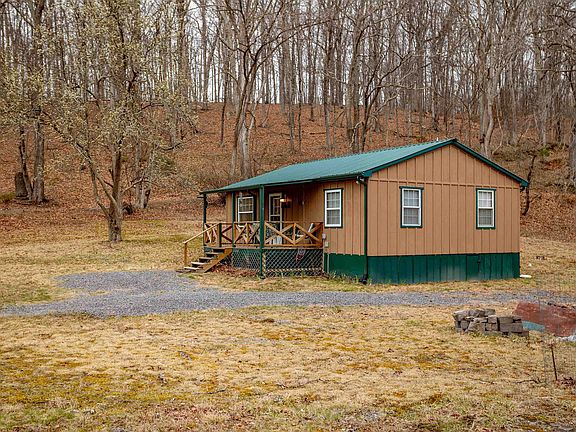 3rd image of 49 Mount Top Rd