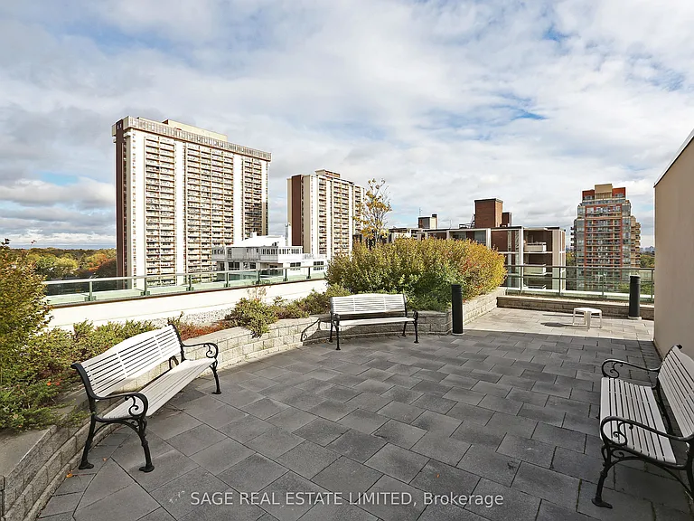 88 Broadway Ave #202 — Photo 33