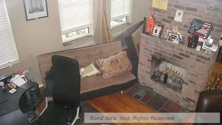 Rented by Bond New York | media 25