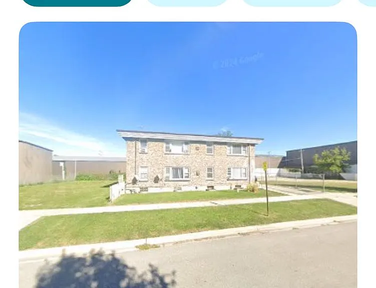 2241 Hervey Ave #4 — Photo 1