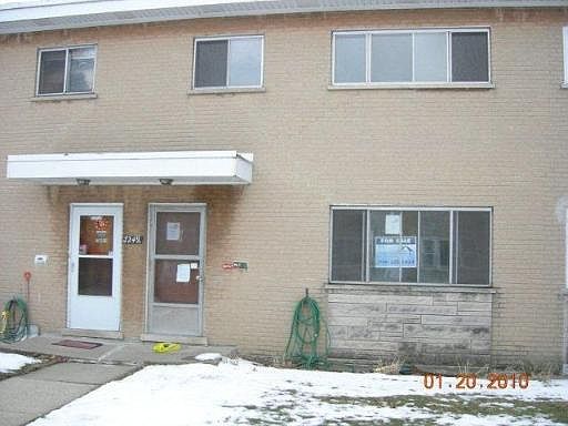 1st image of 7249 N Campbell Ave