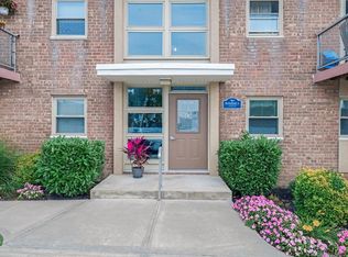 4 Rose St #6-2A, Oceanside, NY 11572