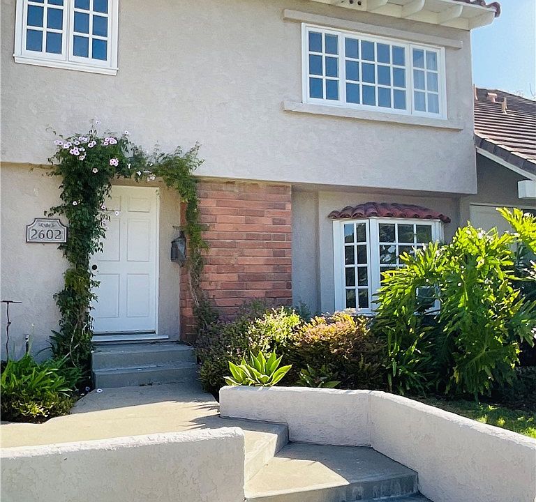 1st image of 2602 Vista Del Oro