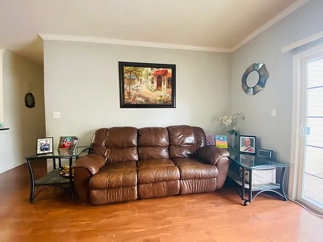 415 Lucy Ct — Photo 9