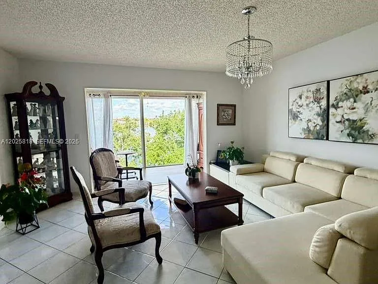 1400 SW 131st Way #407Q — Photo 4