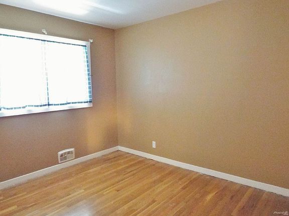 2215 Bellaire Dr 047