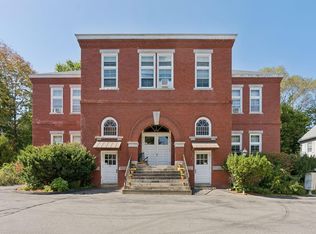 85 Middle St #10, Hallowell, ME 04347