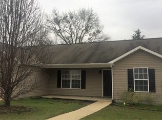 12336 S Pointe Dr, Moundville, AL 35474