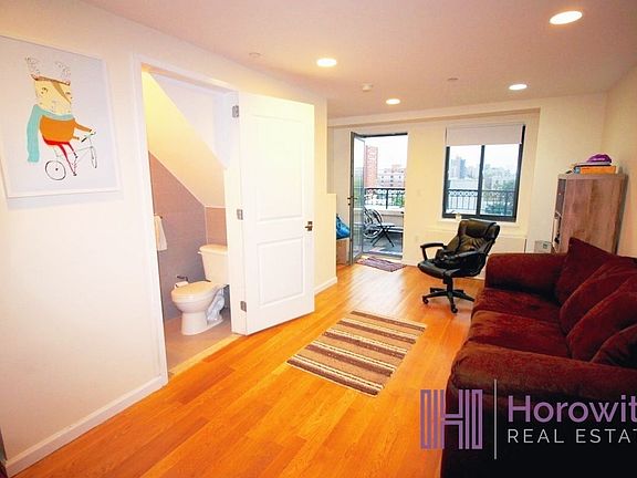 3rd image of 3110 23rd St APT 6C