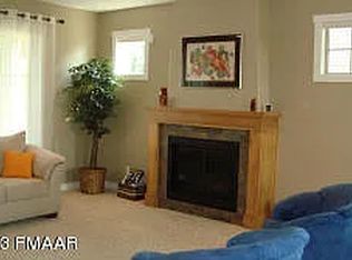 3730 Hidden Cir, West Fargo, ND