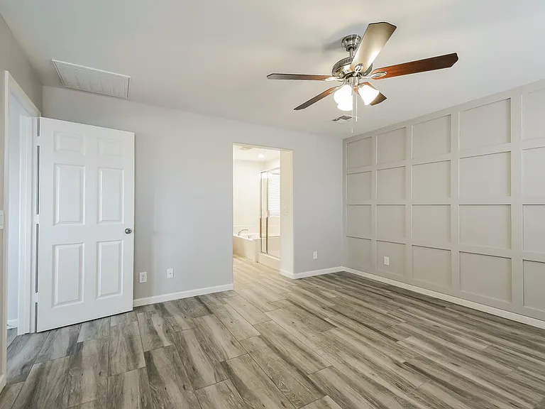 27424 N 54th Ln — Photo 10