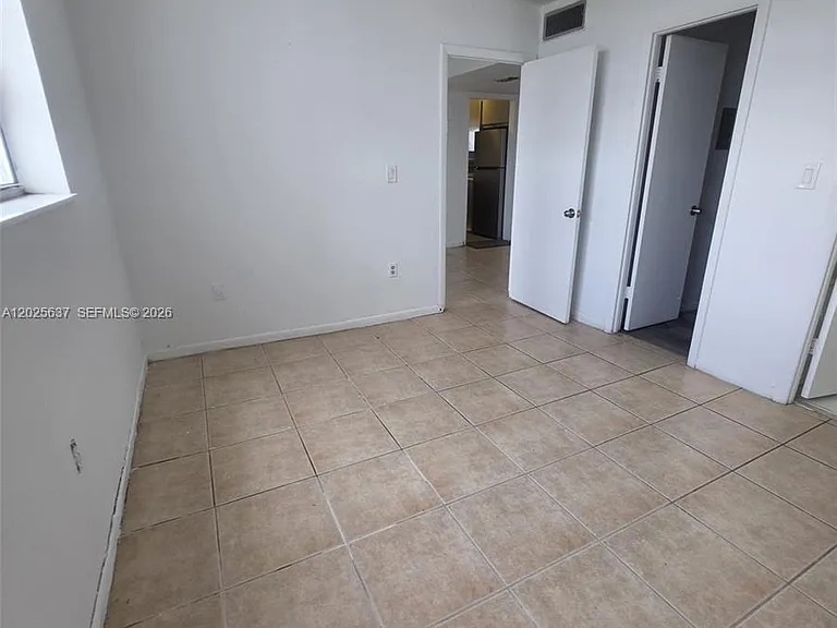5050 NW 7th St #610 — Photo 13