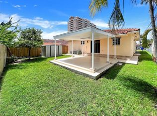 3650 SW 27th St, Miami, FL 33133