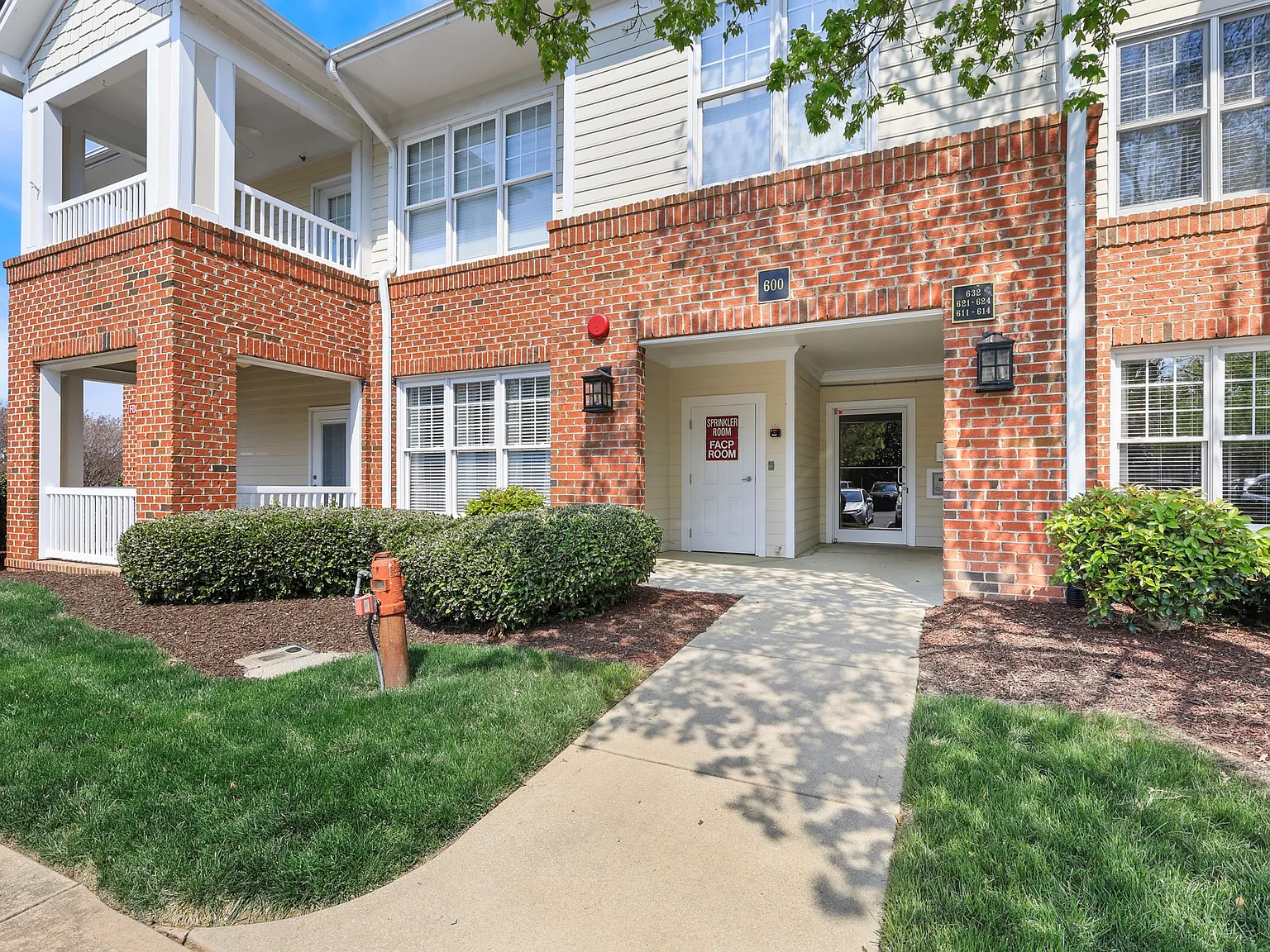 623 Waterford Lake Drive - 1 — Photo 1