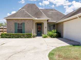 14450 Lake Meadows Ct, Gonzales, LA 70737