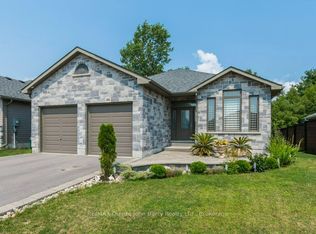 46 Birchmount St, Quinte West, ON K8V 0C6