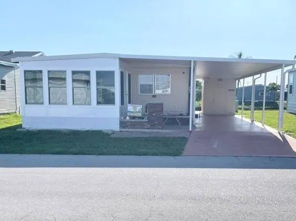 386 Jose Gaspar Dr, North Fort Myers, FL 33917