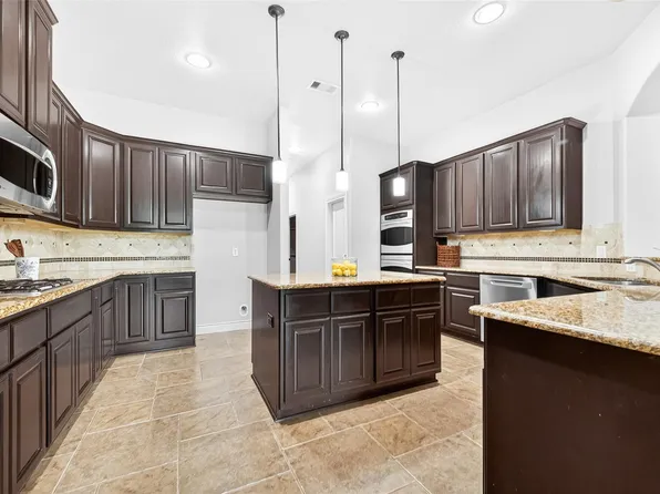 40710 Marlin Ln, Magnolia, TX 77354