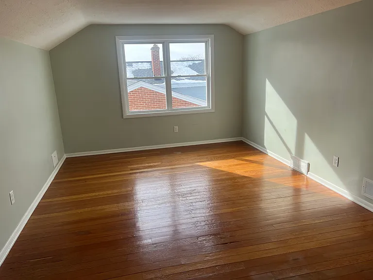 6685 Hollywood Dr — Photo 14